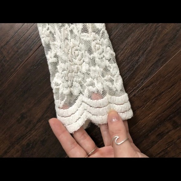 Fashion Nova White Lace Dress Size SMALL - Picture 3 of 5